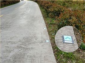 自发光道钉4